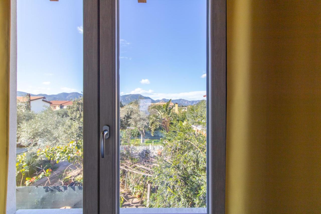 Domek Villa A 100Mt Dalla Spiaggia カポテッラ エクステリア 写真