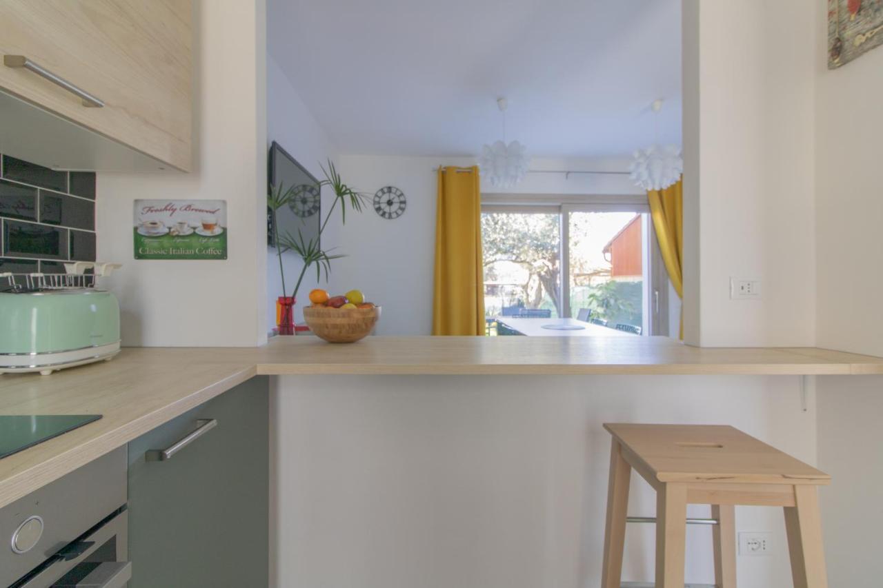 Domek Villa A 100Mt Dalla Spiaggia カポテッラ エクステリア 写真