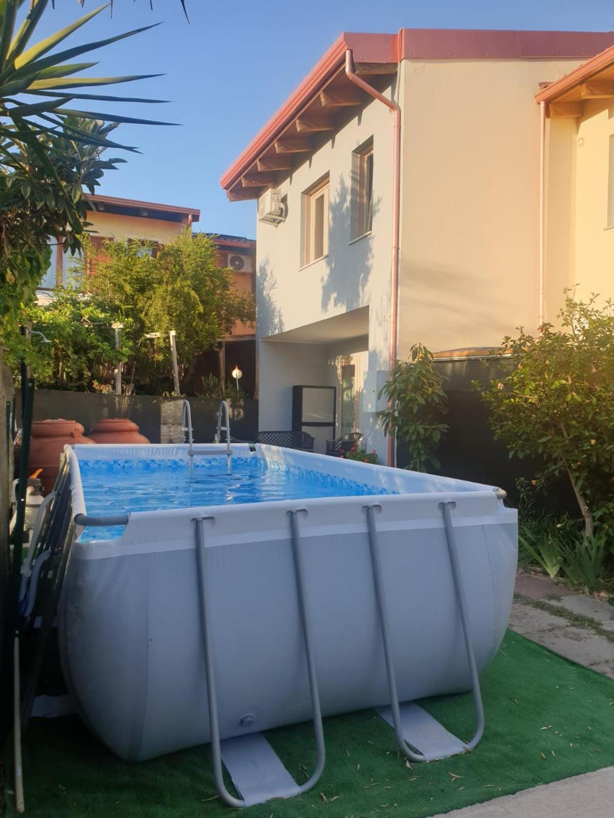 Domek Villa A 100Mt Dalla Spiaggia カポテッラ エクステリア 写真